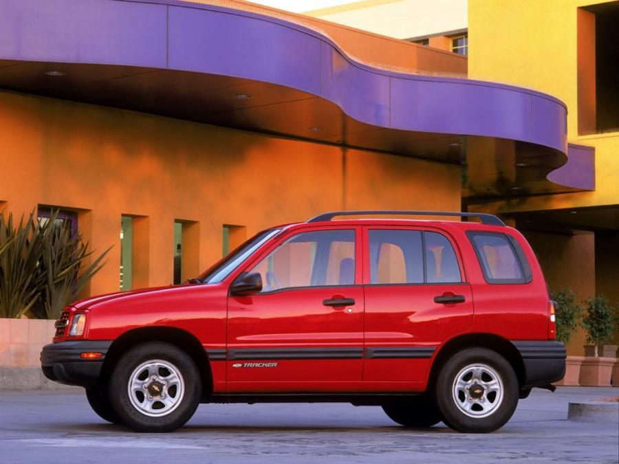  Chevrolet Tracker 1999 года  (фото 16 из 22)